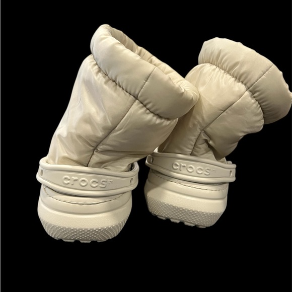 CROCS Cream Rain & Snow Boots with Drawstring Closure main image 7